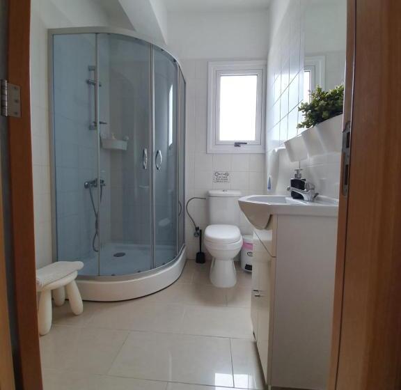 バルコニー付きスタンダードステューディオ, Valentinos Apartments