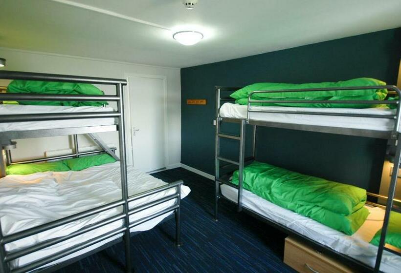 سرير فى غرفة مشتركه, Hostel Yha Poppit Sands