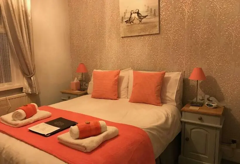スタンダードルーム, Cliveden Guest House
