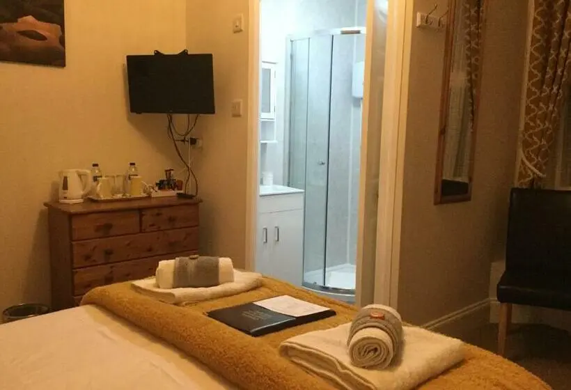 スタンダードルーム, Cliveden Guest House