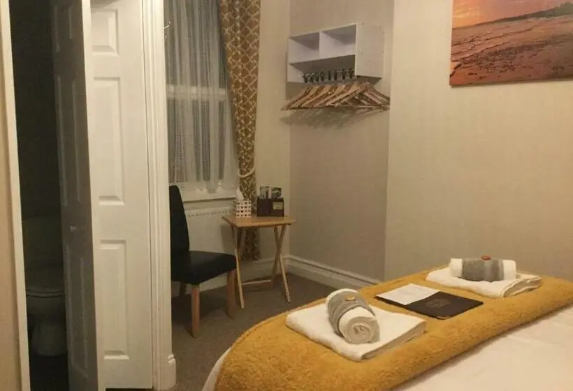 スタンダードルーム, Cliveden Guest House