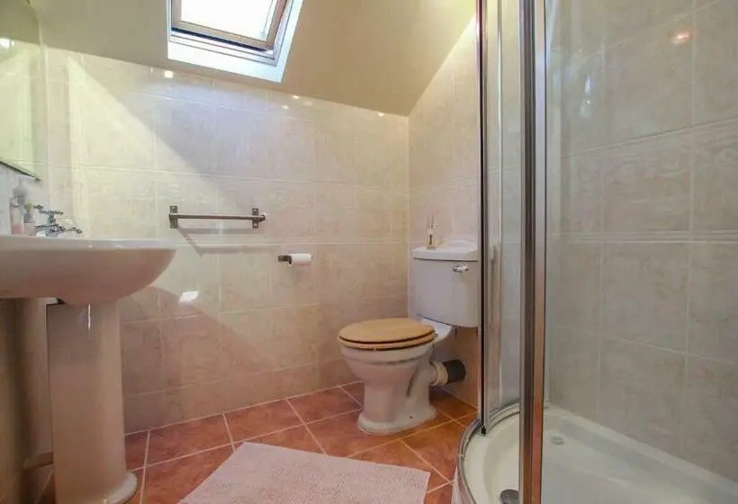 Camera Standard Individuale, Foxhill Fold