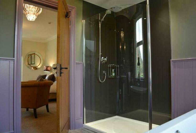 デラックスルーム, Raise View House