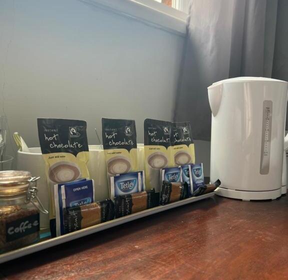 חדר משפחתי דלוקס, St Andrews House