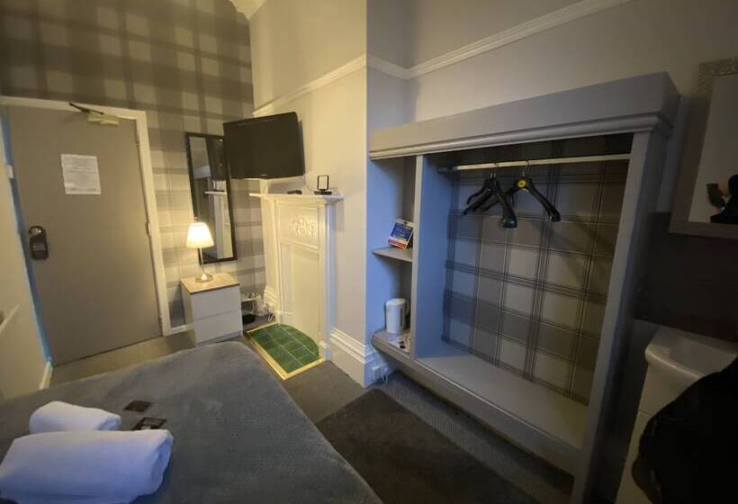 חדר סטנדרט יחיד, St Andrews House