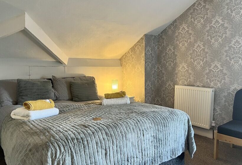 غرفة قياسية سرير مزدوج, St Andrews House