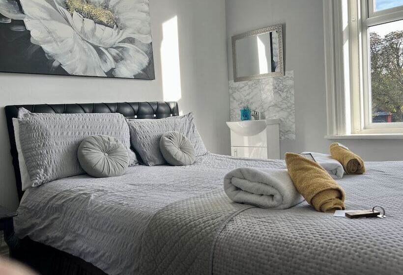 חדר סטנדרט, St Andrews House