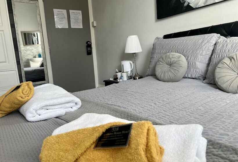 חדר סטנדרט, St Andrews House