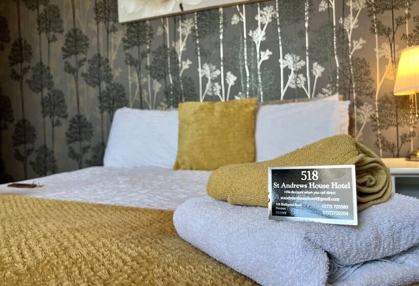 חדר משפחתי, St Andrews House