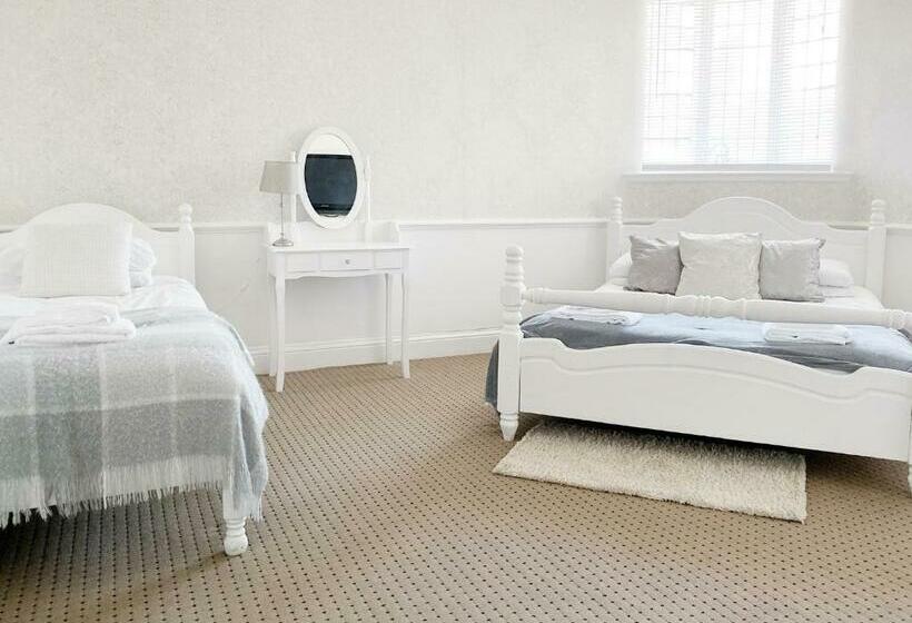 ファミリールーム, The Red Lion Inn