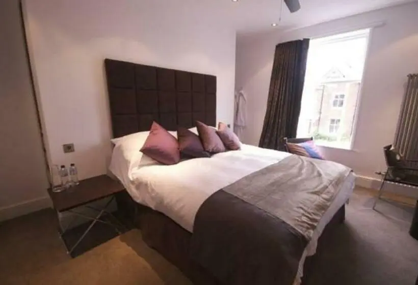 スタンダードルーム, The Rooms Lytham