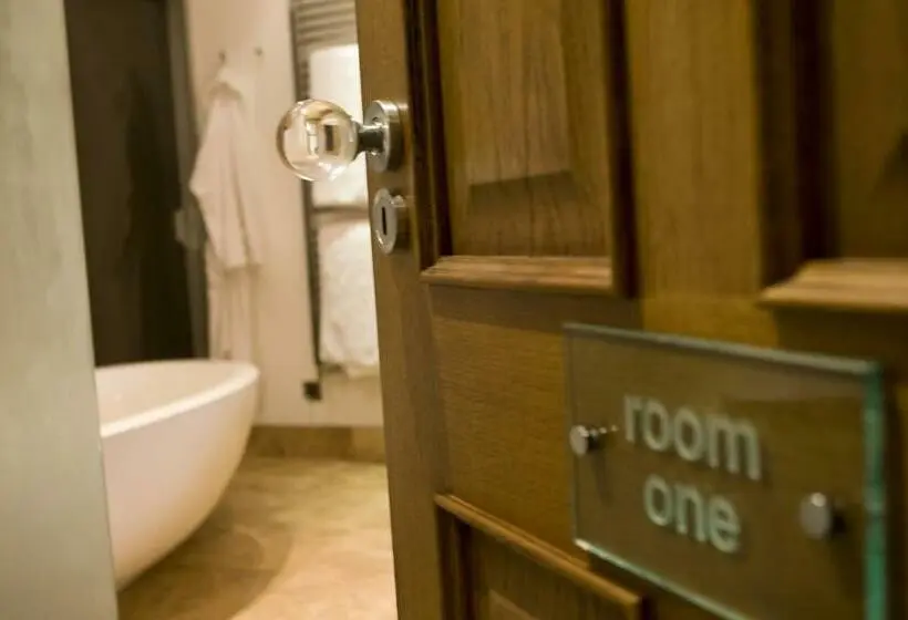 スタンダードルーム, The Rooms Lytham