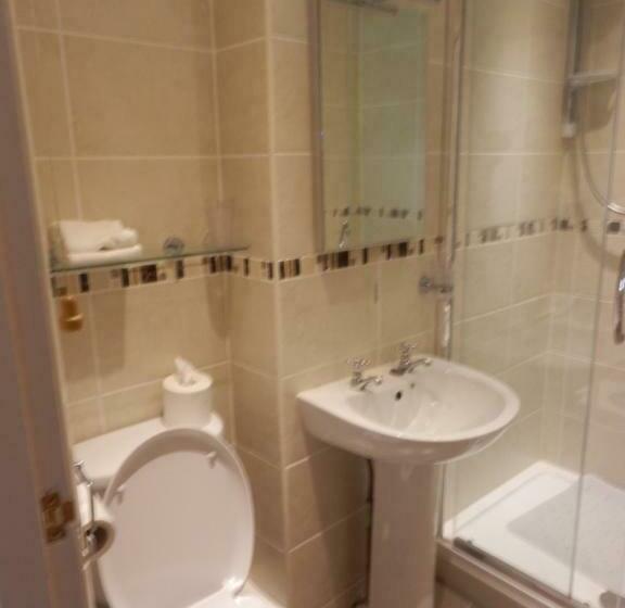 디럭스 룸, Wheelgate