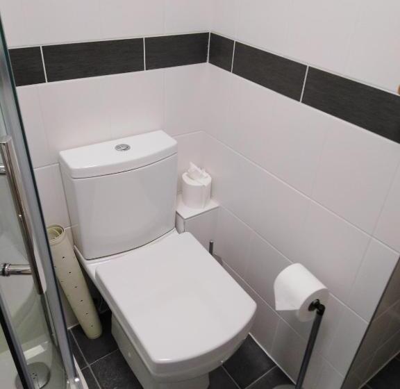 스탠다드 룸, Wheelgate