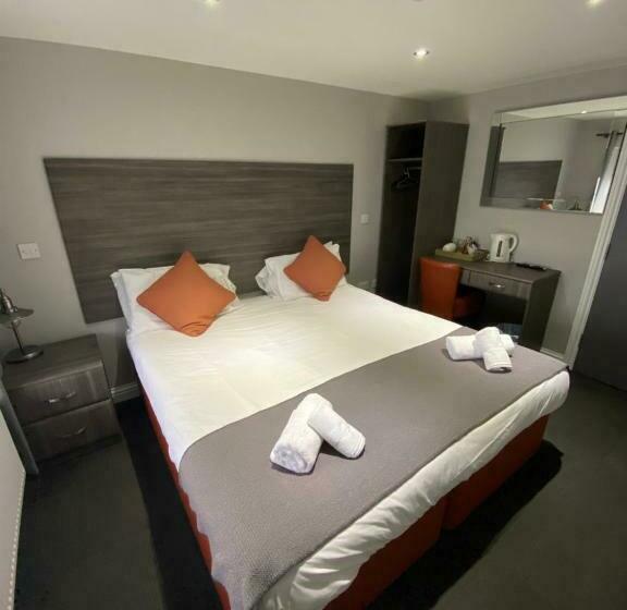 غرفة ديلوكس, Blackbull