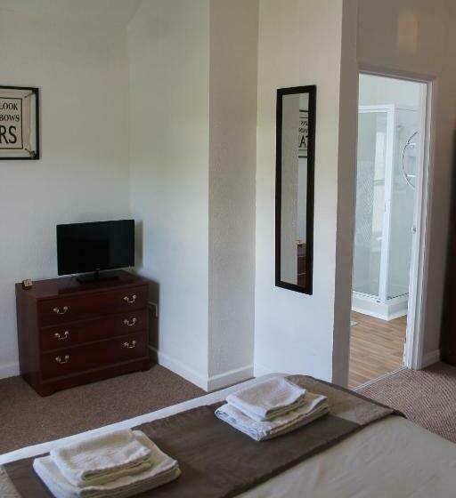 غرفة قياسية, Markets Tavern