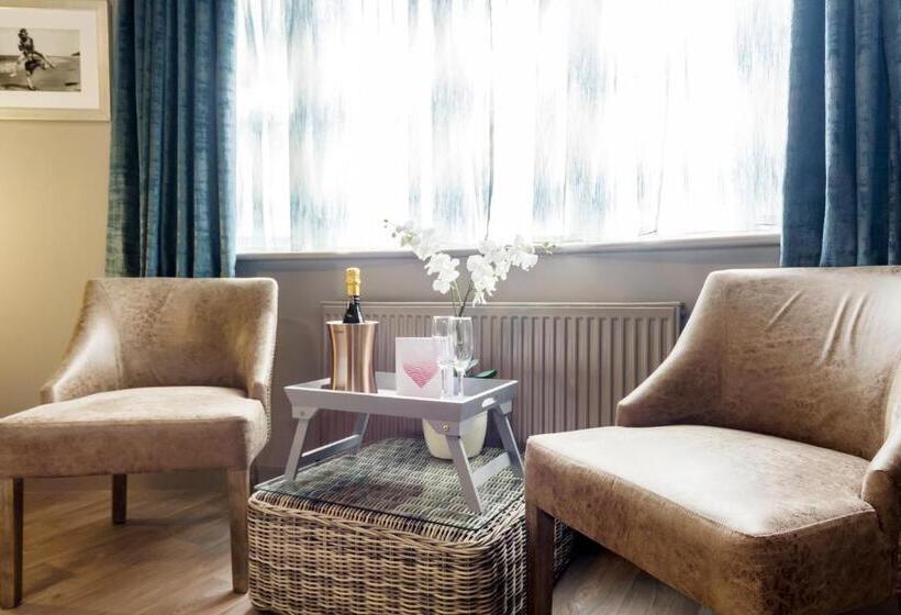 이그제큐티브 룸 킹사이즈 침대, No 8