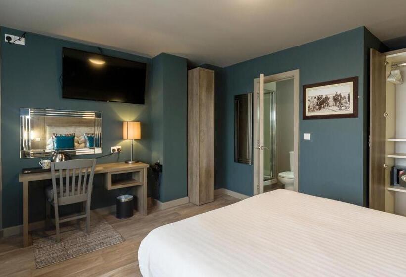 스탠다드 룸 킹사이즈 침대, No 8