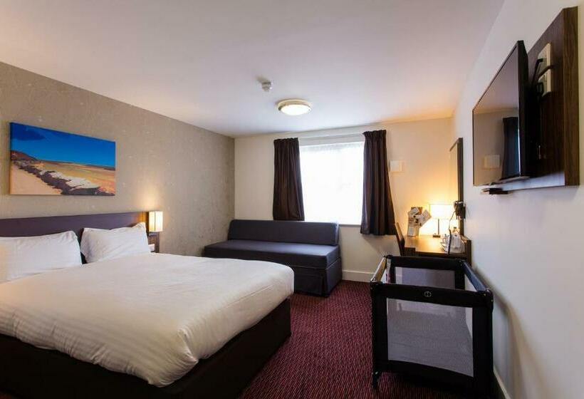 家庭间, Sessile Oak, Llanelli By Marston's Inns