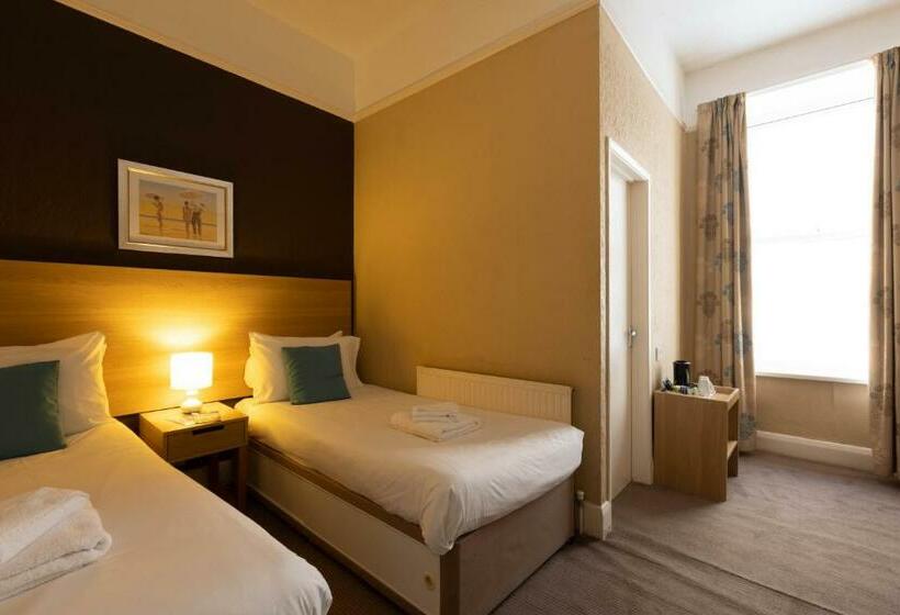 Номер Стандарт, Dilkhusa Grand Hotel By Compass Hospitality