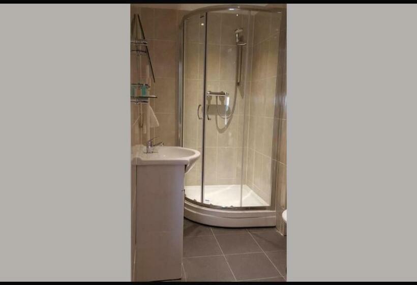 スタンダードシングルルーム, The R Inn