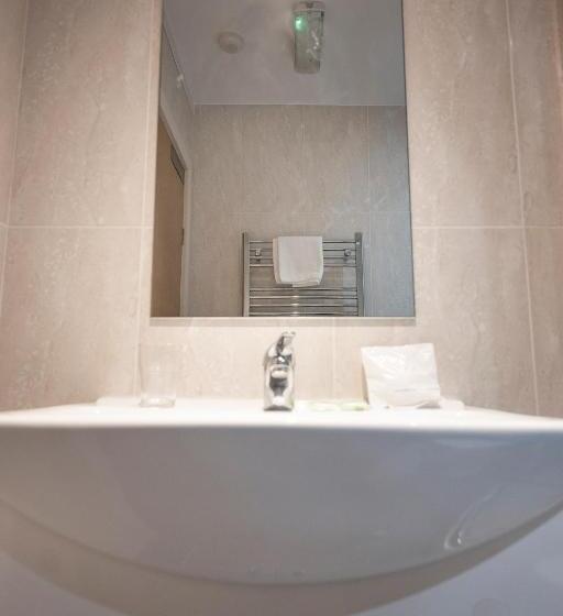 スタンダードルーム, The R Inn