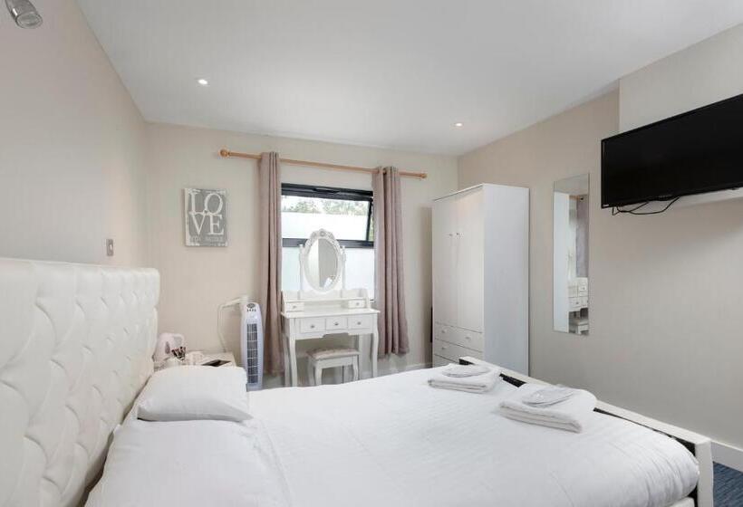 スイート, The R Inn