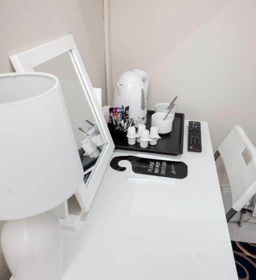 スイート, The R Inn