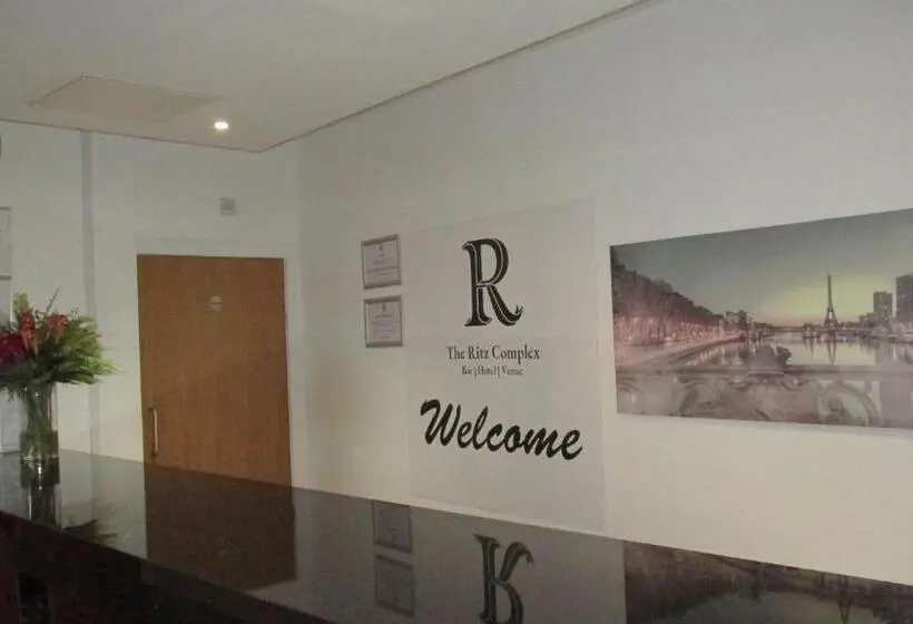 Standard Yhden Hengen Huone, The R Inn