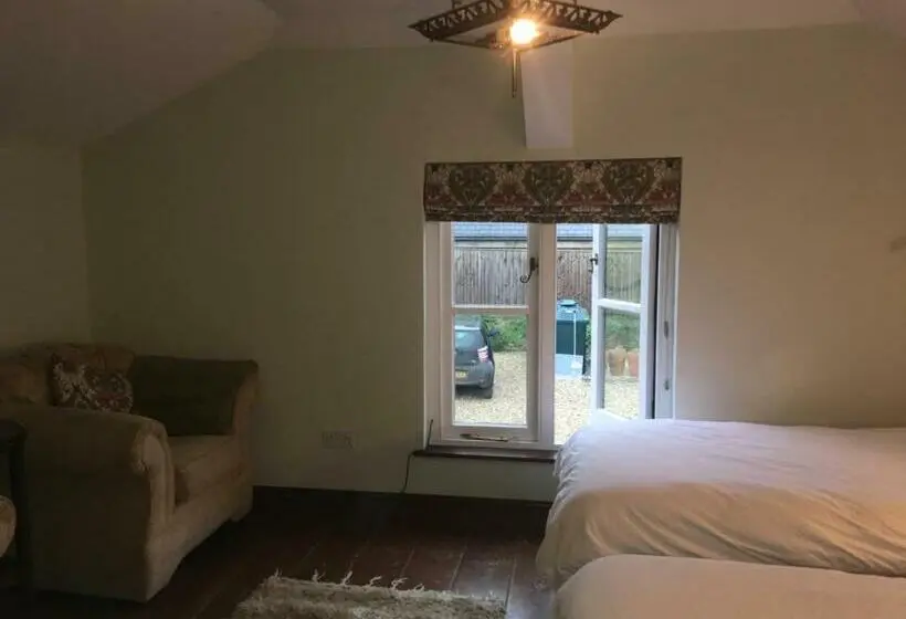 デラックスルーム, Pleck Barn B&b