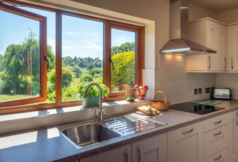 جناح غرفتين نوم, The Dinney B&b