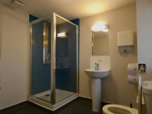 Standard Neljän Hengen Huone Jaettu Kylpyhuone, Yha South Downs