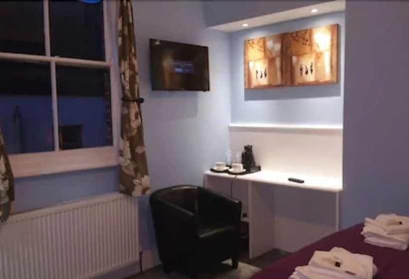 غرفة قياسية, Ali Inn Oxford