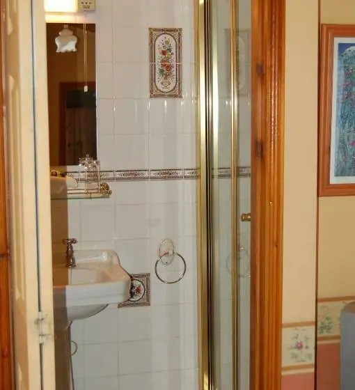 Chambre Standard Rez-de-chaussée, Compton House