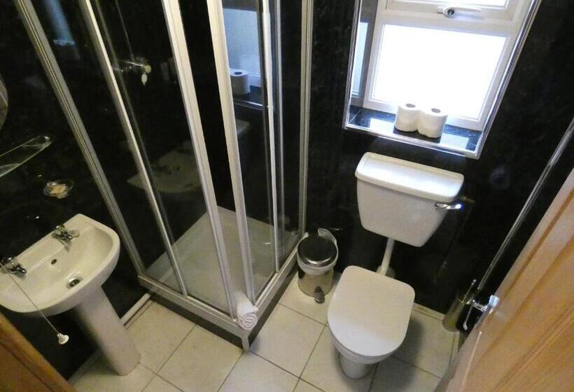 1 Yatak Odalı Zemin Kat Daire, Hurst Dene Apart