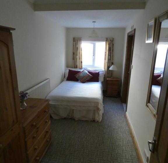 1 Yatak Odalı Zemin Kat Daire, Hurst Dene Apart