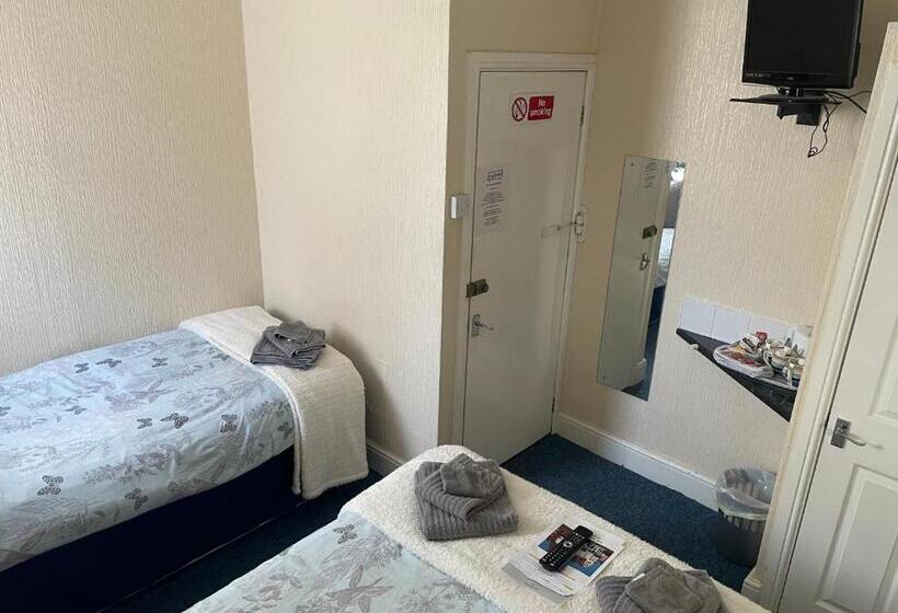 Семейный Номер Базовый, Ivydene Guest House