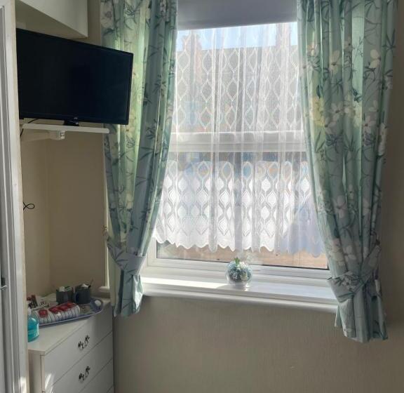 Номер Economy, Ivydene Guest House