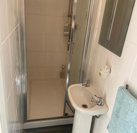 经济房, Ivydene Guest House