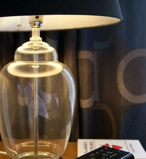 高级大房间, Langtrys