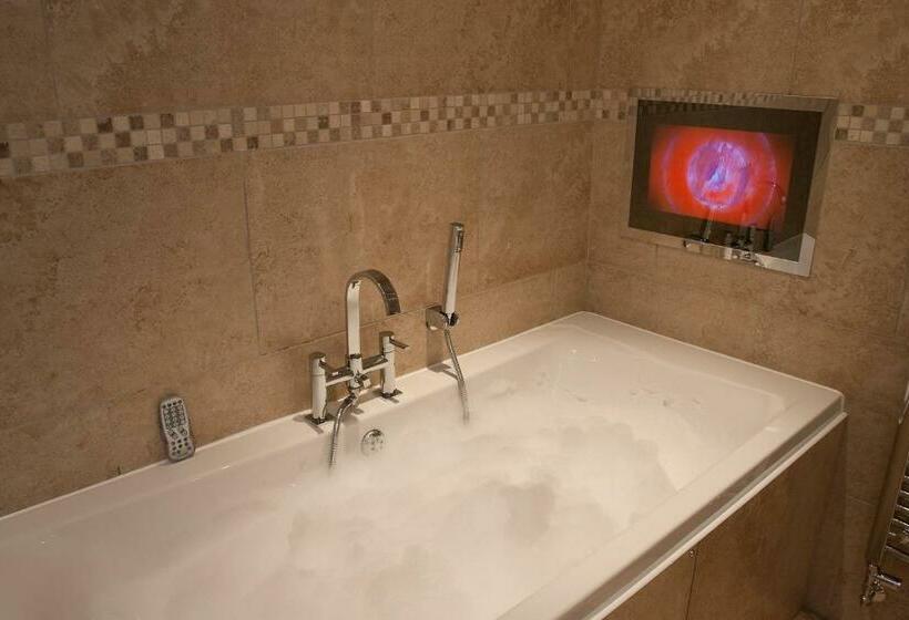 高级大房间, Langtrys