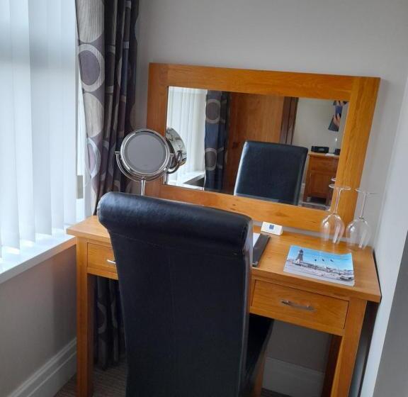 豪华房间, Langtrys