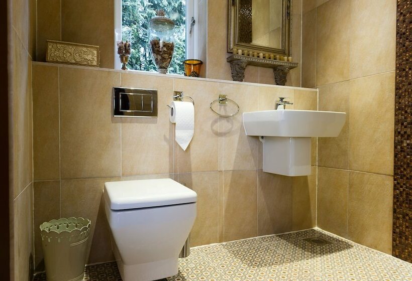 Standart Oda, Llamas Pyjamas