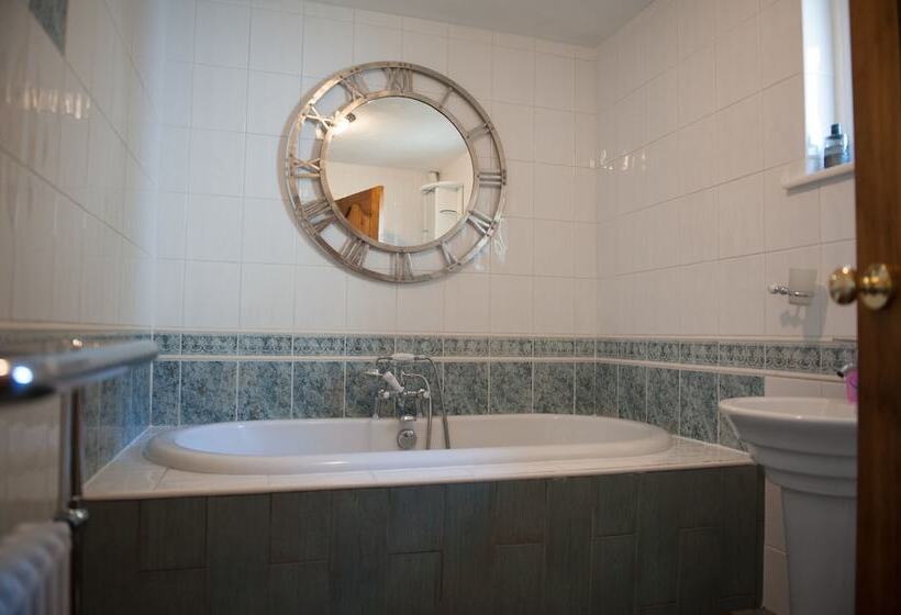 1 Yatak Odalı Ev, Llamas Pyjamas