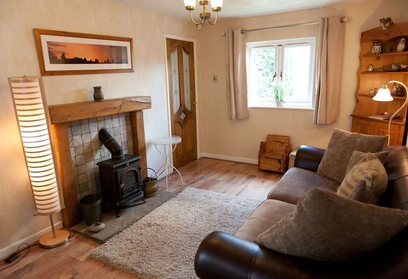 1 Yatak Odalı Ev, Llamas Pyjamas