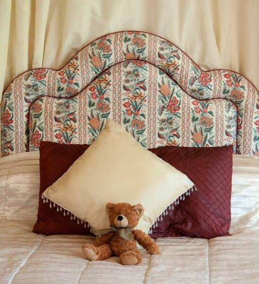 标准间, Lullington House