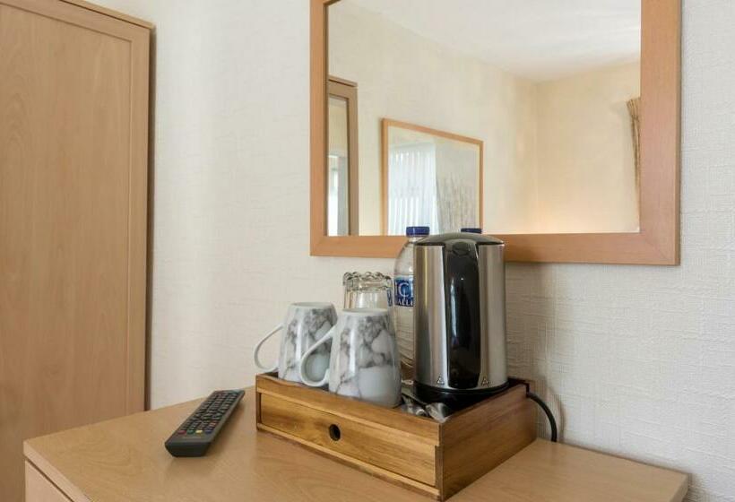 غرفة قياسية, Stoneleigh