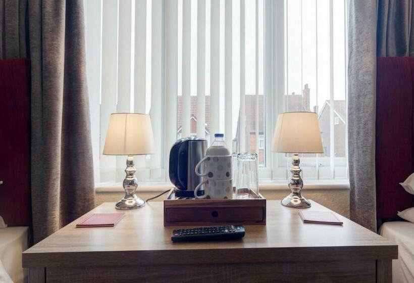 غرفة سوبيريور, Stoneleigh