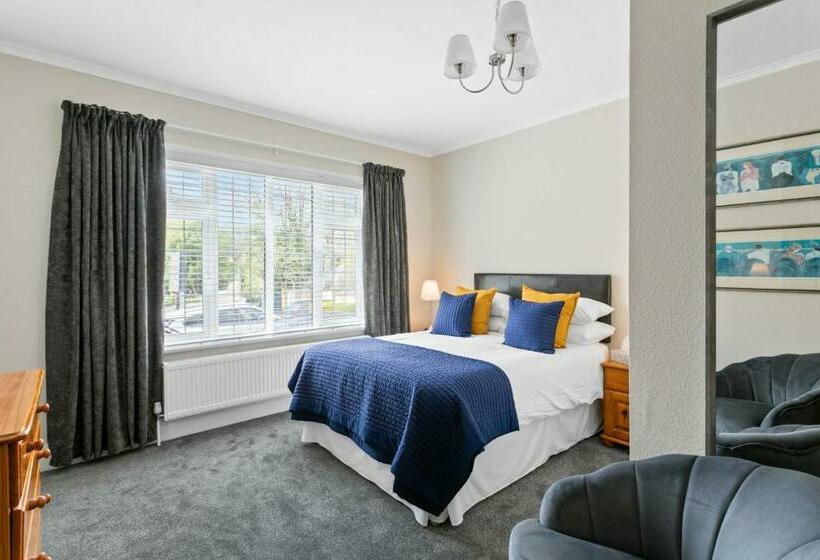 Chambre Supérieure, Stover Lodge