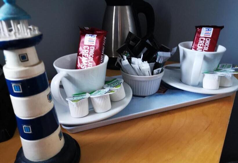 اتاق استاندارد با چشمانداز دریا, The Hut Wales A Sea Front Inn